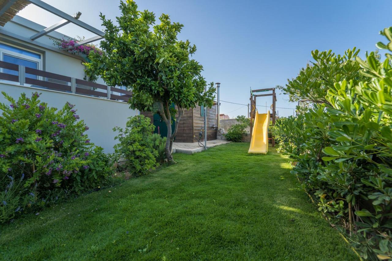 Lucas Home Lixouri Exterior photo